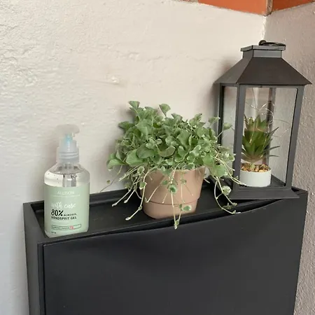 Apartamento H. C. Lumbyes Vej - Kaelderlejlighed