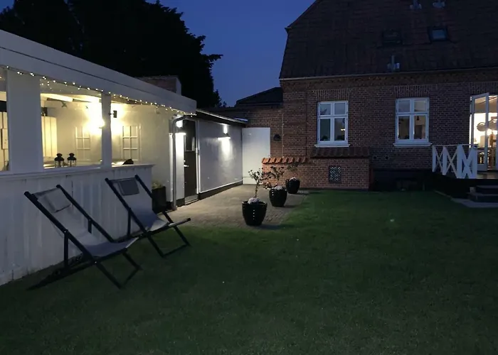 H. C. Lumbyes Vej - Kaelderlejlighed